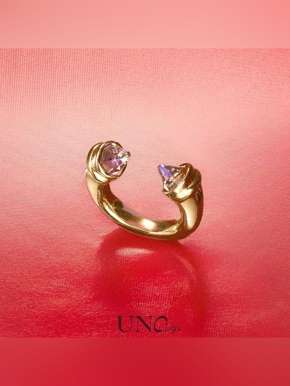 UNOde50 “Rebel” Crystal Gold Ring